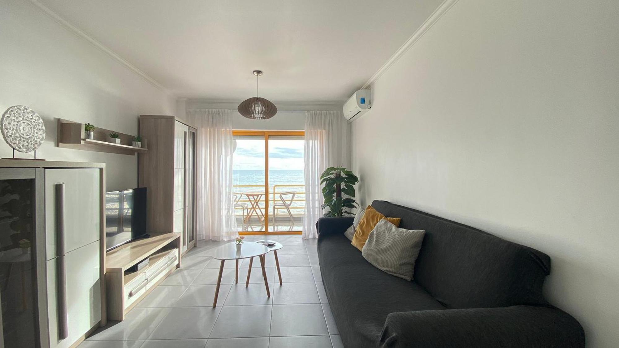 Quarteira Frente Praia II By Homeslow Rentals Zewnętrze zdjęcie