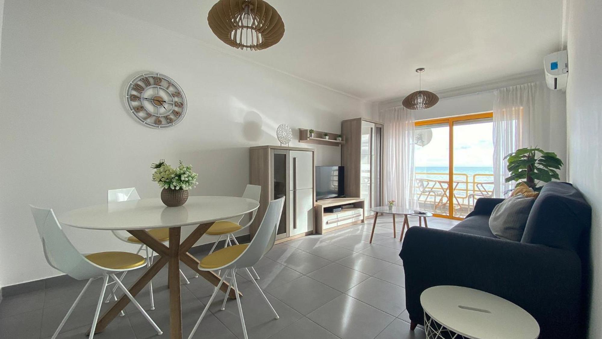 Quarteira Frente Praia II By Homeslow Rentals Zewnętrze zdjęcie