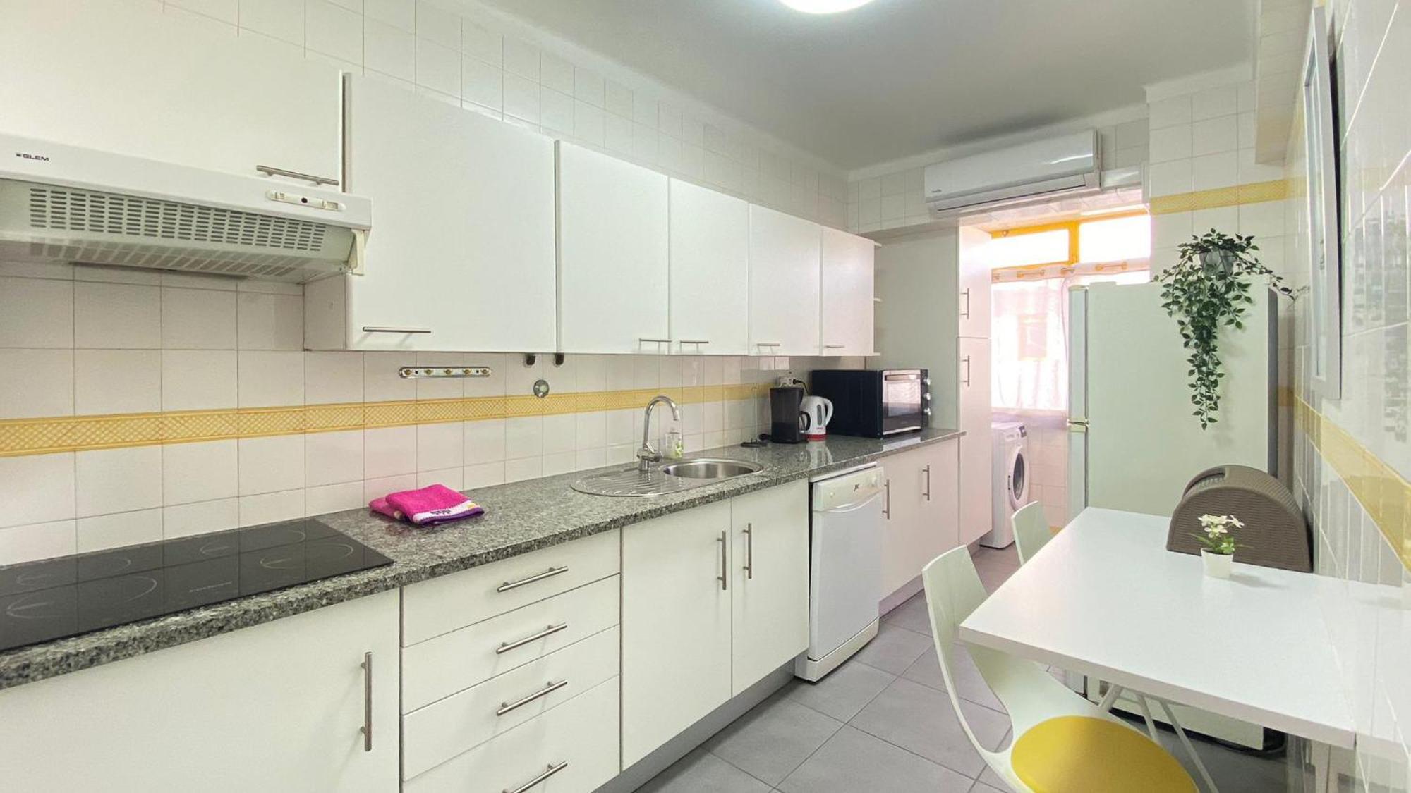Quarteira Frente Praia II By Homeslow Rentals Zewnętrze zdjęcie