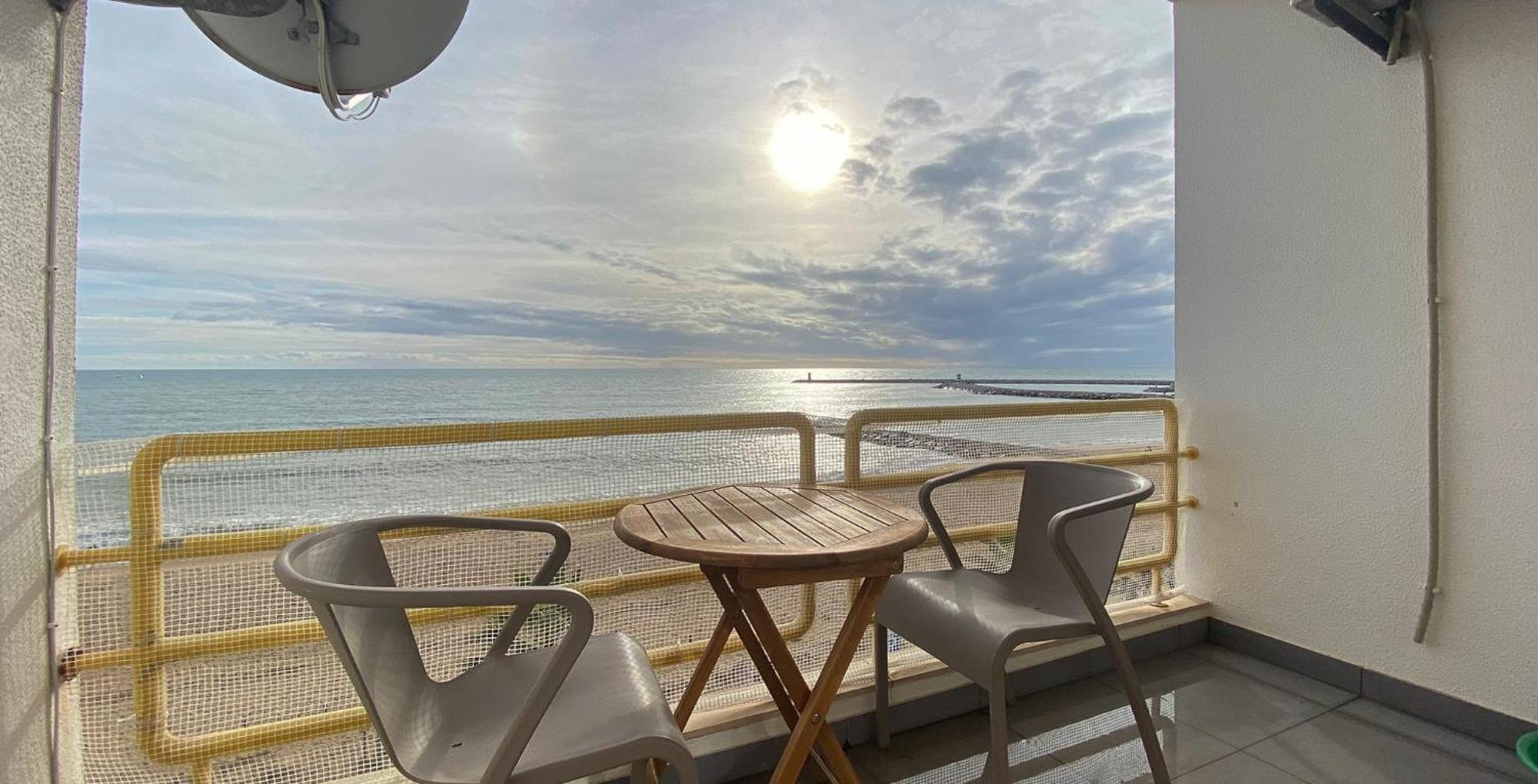 Quarteira Frente Praia II By Homeslow Rentals Zewnętrze zdjęcie